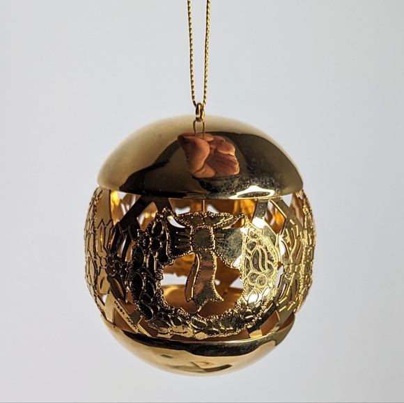 Gorham Christmas Tree Ornament Golden Wreaths 1984 Vintage - Picture 2 of 7